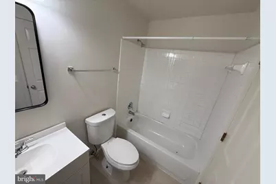 22976 Fontwell Square, Sterling, VA 20166 - Photo 10