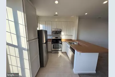 22976 Fontwell Square, Sterling, VA 20166 - Photo 16