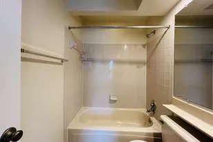 20865 Sandstone Square, Sterling, VA 20165 - Photo 16