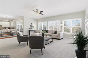 19673 Stanford Hall Pl, Ashburn, VA 20147 - Photo 20