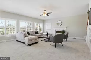 19673 Stanford Hall Pl, Ashburn, VA 20147 - Photo 22