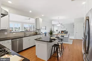 19673 Stanford Hall Pl, Ashburn, VA 20147 - Photo 30