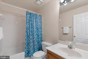 43960 Bidwell Ct, Ashburn, VA 20147 - Photo 44