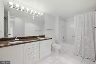 19385 Cypress Ridge Terrace, Leesburg, VA 20176 - Photo 40