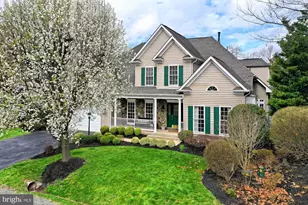 21027 Forest Highlands Ct, Ashburn, VA 20147 - Photo 2