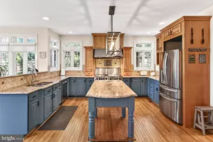 21027 Forest Highlands Ct, Ashburn, VA 20147 - Photo 6