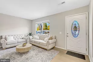 829 Smartts Ln NE, Leesburg, VA 20176 - Photo 6