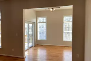 22004 Avonworth Square, Broadlands, VA 20148 - Photo 10