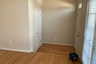 22004 Avonworth Square, Broadlands, VA 20148 - Photo 2