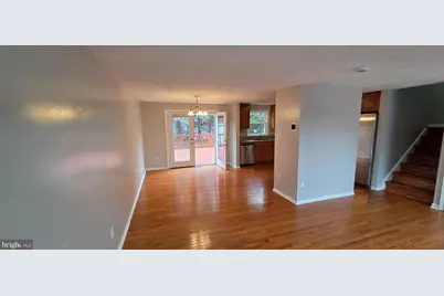 223 Laura Anne Court, Sterling, VA 20164 - Photo 4