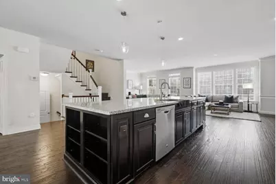 22597 Windsor Locks Square, Ashburn, VA 20148 - Photo 4