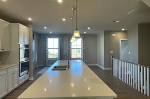 42589 Burbank Terrace, Sterling, VA 20166 - Photo 10