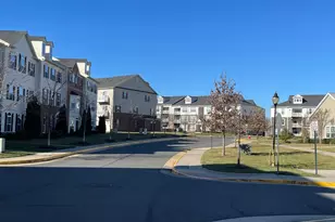 42589 Burbank Terrace, Sterling, VA 20166 - Photo 2