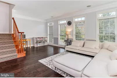 25813 Mews Terrace, Chantilly, VA 20152 - Photo 30