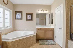 21898 Windover Dr, Broadlands, VA 20148 - Photo 54