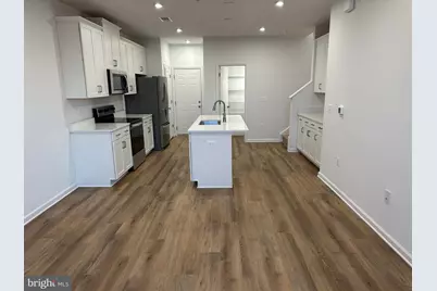 20871 Murry Falls Terrace #197, Ashburn, VA 20147 - Photo 2