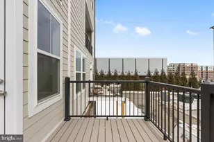 20867 Murry Fls Ter, Ashburn, VA 20147 - Photo 12