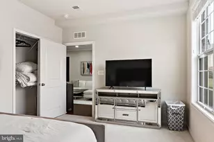 43031 Foxtrail Woods Terrace, Ashburn, VA 20148 - Photo 18