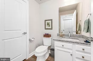 1612 Rocky Shale Terrace SE, Leesburg, VA 20175 - Photo 32