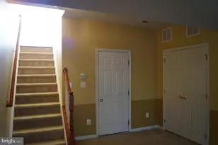 25575 America Square, Chantilly, VA 20152 - Photo 32