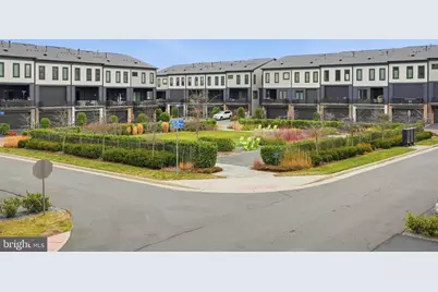 20301 Savin Hill Drive, Ashburn, VA 20147 - Photo 36