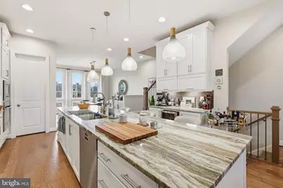 20301 Savin Hill Drive, Ashburn, VA 20147 - Photo 12