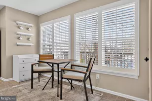 21049 Semblance Dr, Sterling, VA 20164 - Photo 12