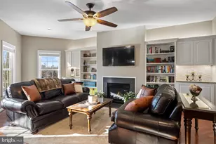 22745 Balduck Terrace, Brambleton, VA 20148 - Photo 10