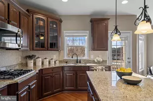 22745 Balduck Terrace, Brambleton, VA 20148 - Photo 6