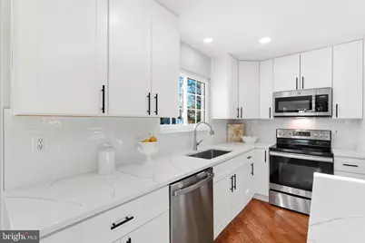 613 Brian Thomas Court SE, Leesburg, VA 20175 - Photo 22