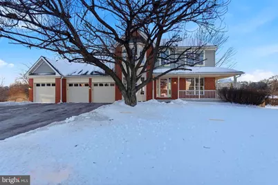 613 Brian Thomas Court SE, Leesburg, VA 20175 - Photo 4