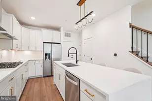 19820 Lavender Dust Sq, Ashburn, VA 20147 - Photo 1