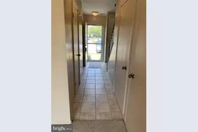 22319 Mayfield Square, Sterling, VA 20164 - Photo 4