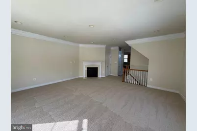 42474 Magellan Square, Brambleton, VA 20148 - Photo 10
