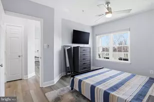 20332 Beechwood Terrace, Ashburn, VA 20147 - Photo 16