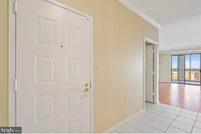 19355 Cypress Ridge Terrace #406, Leesburg, VA 20176 - Photo 2