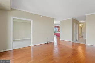 19355 Cypress Ridge Terrace, Leesburg, VA 20176 - Photo 4