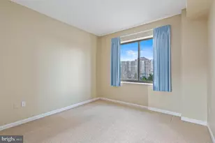 19355 Cypress Ridge Terrace, Leesburg, VA 20176 - Photo 22