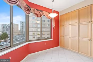 19355 Cypress Ridge Terrace, Leesburg, VA 20176 - Photo 12