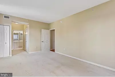 19355 Cypress Ridge Terrace #406, Leesburg, VA 20176 - Photo 18