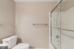 19355 Cypress Ridge Terrace, Leesburg, VA 20176 - Photo 30