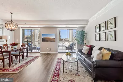 19355 Cypress Ridge Terrace #320, Leesburg, VA 20176 - Photo 6