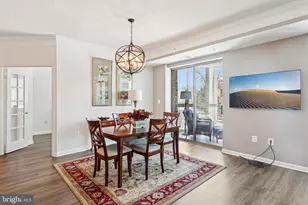 19355 Cypress Ridge Terrace, Leesburg, VA 20176 - Photo 8