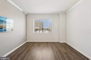 19355 Cypress Ridge Terrace, Leesburg, VA 20176 - Photo 24