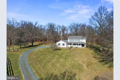 35560 Deer Crossing Lane, Round Hill, VA 20141 - Photo 2