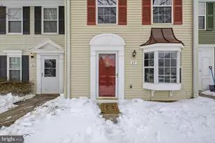 47 Quincy Ct, Sterling, VA 20165 - Photo 4