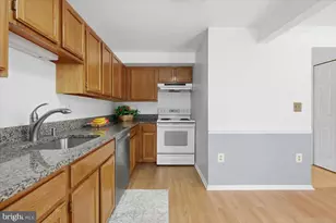 47 Quincy Ct, Sterling, VA 20165 - Photo 14