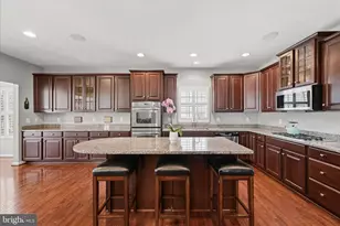 40499 O'Connors Cir, Leesburg, VA 20175 - Photo 10