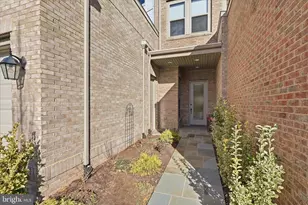 42798 Macbeth Ter, Ashburn, VA 20148 - Photo 4