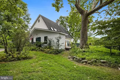 35299 Snickersville Turnpike, Round Hill, VA 20141 - Photo 2